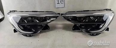 Renault Arkana Fari Full LED