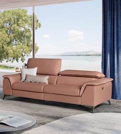 Divano nuovo in tessuto tecnico