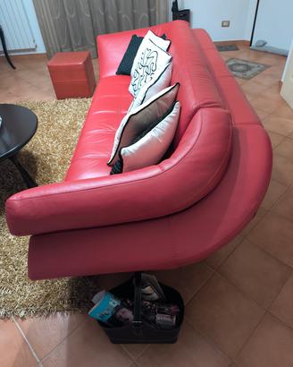 divano in pelle 