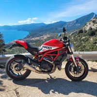 ducati monster 797 Red