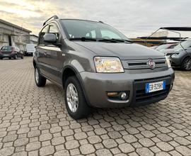 Fiat Panda 1.3 MJT 16V DPF 4x4 Climbing