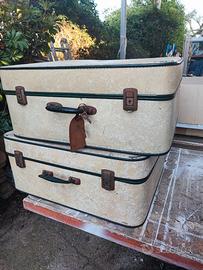 Vecchie valigie vintage modernariato design