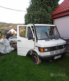 Mercedes 410/408/310/308 con ribaltabile