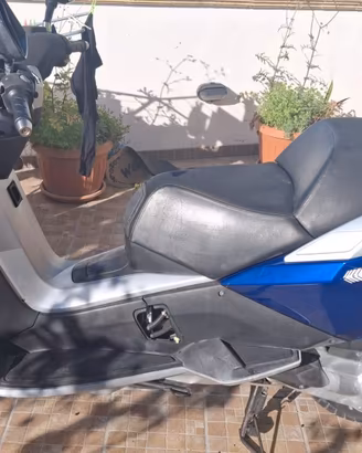 Scooter  PEUGEOT MOTOCYCLES 125 CC 15 CV