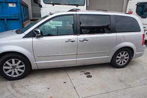CHRYSLER VOYAGER