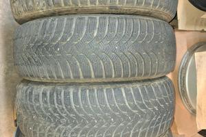 Pneumatici 215/60/17 215/60r17 215/60 r17 215 60 1