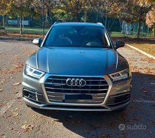 AUDI Q5 2.0 Tdi 190 cv Stronic Businnes/Sport