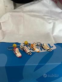 Portachiavi scarpa calcio/ basket per bomboniera