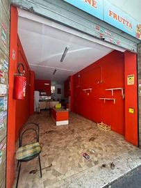 Immobile di 98 m² con 2 locali a Roma