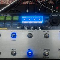 Processore TC-Helicon Voicelive3. 