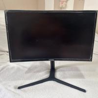 Monitor 28 pollici Samsung curvo