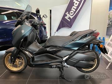 Yamaha X-Max 300 Tech