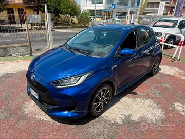 Toyota Yaris 1.5 Hybrid All. Lounge **PRONTA CONSE