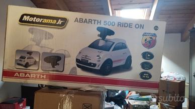 Abarth 500 cavalcabile per bambini