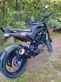 Husqvarna Svartpilen 401 cc