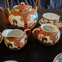 Servizio da te giapponese EMS