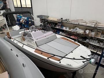 Beneteau Flyer 7 Sundeck Pronta Consegna Promo