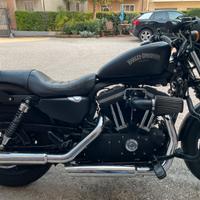 Harley davidson 883 iron