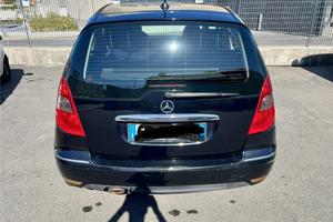 Mercedes classe A blue efficiency
