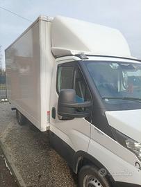 Iveco daily 35-160 con sponda