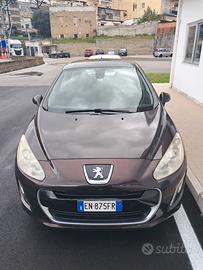 Peugeot 308 1.6 HDi 2012