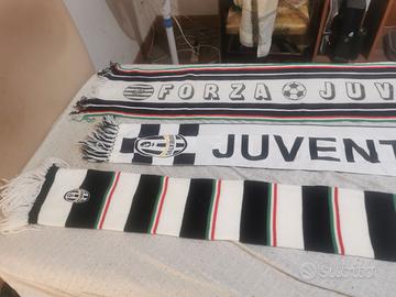 Sciarpe e bandiera Juventus anni 80