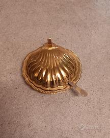 ciotola vintage anni 70 usata come burriera, cavia