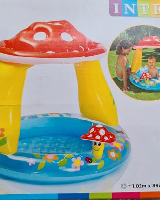 piscinetta gonfiabile a forma di funghetto