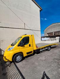 Carroatrezzi peugeot boxer km76.000