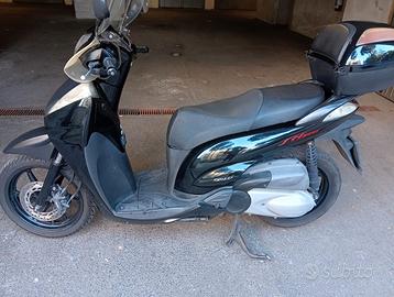 Honda SH 300 anno 2010