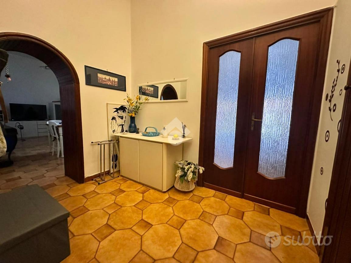 Appartamento – Napoli, San Carlo all'Arena, Municipalità 3 - Vista 2