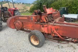 Pressa imballatrice a ballette Massey Ferguson