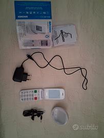 Cellulare Brondi compreso di scatola originale.