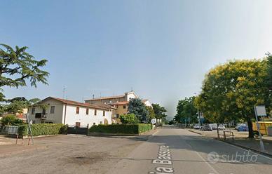 Bilocale Via Bassone VR