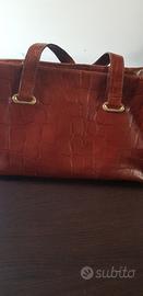 BORSA IN PELLE MARRONE 