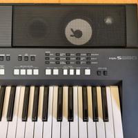 Tastiera Workstation Arranger YAMAHA PSR-S650