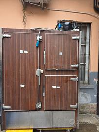 grande frigorifero o cella frigorifera vintage