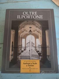 Libro Oltre il portone - androni e scale a Torino
