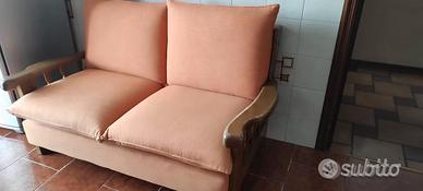 Divano a due posti