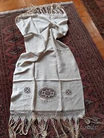 Asciugamano antico ricami e frange raro