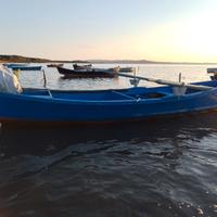 Barca Chiattino ciu con motore fuoribordo