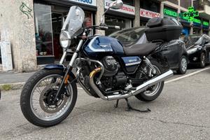 Moto Guzzi V7 IV SPECIAL