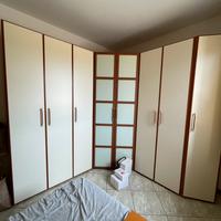 Mobile con cabina armadio