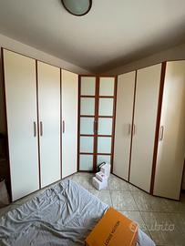 Mobile con cabina armadio