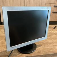 Monitor Samsung SyncMaster 152v - LCD
