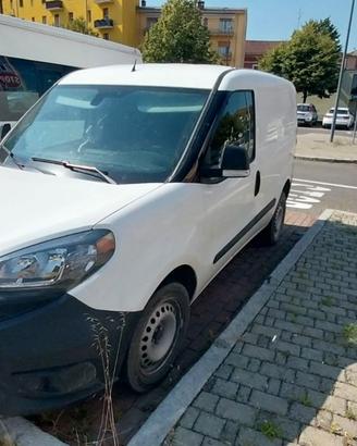 Doblò 1.4 T-Jet Natural Power 3 posti