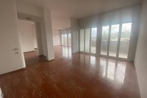 Appartamento di 190 m² con 5 locali e box auto dop