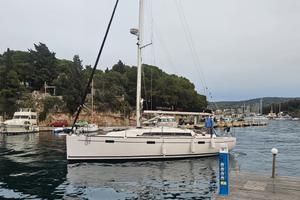 Salona 33 2015 - 216 ore motore