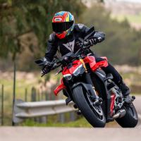 Ducati Streetfighter V4s