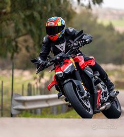 Ducati Streetfighter V4s